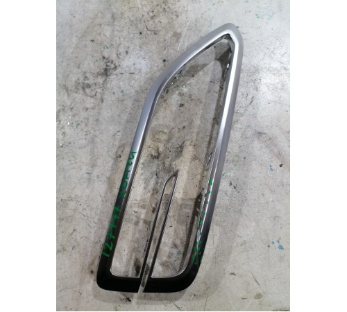 Накладка заднего бампера правая