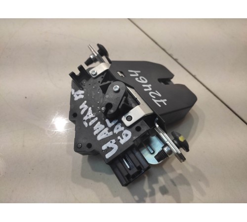 Замок багажника