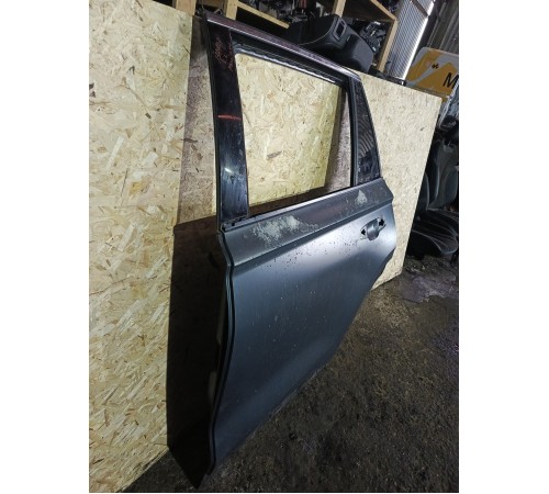 Дверь задняя левая