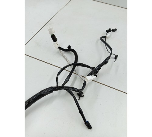 Электропроводка крышки багажника