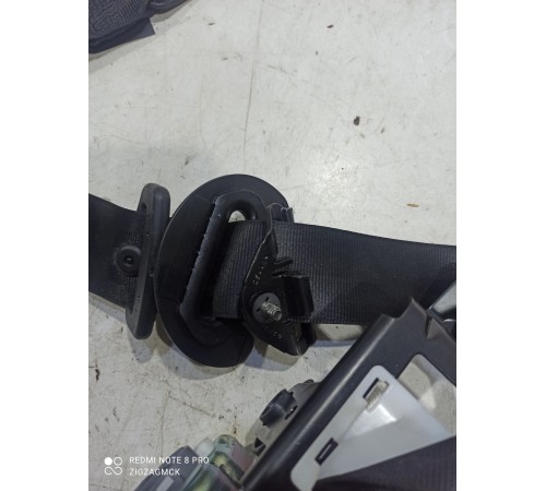 Ремень безопасности (передний левый