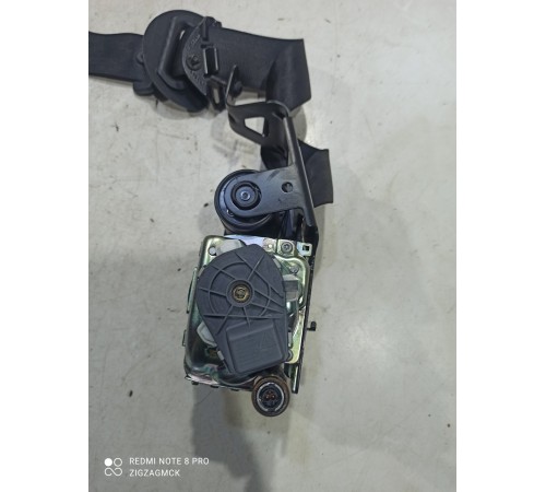 Ремень безопасности (передний левый