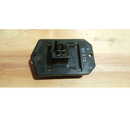 Резистор заднего отопителя