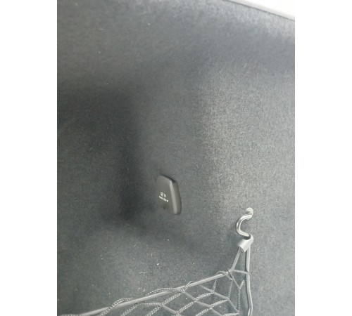 Обшивка багажника левая