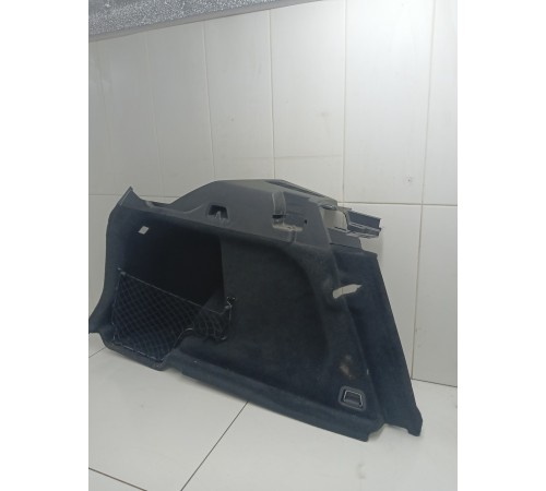 Обшивка багажника левая