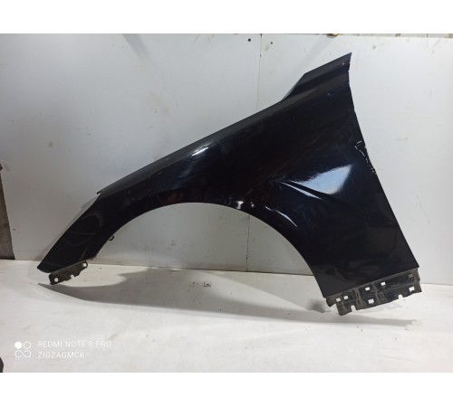 Крыло переднее левое