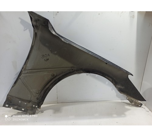 Крыло переднее левое