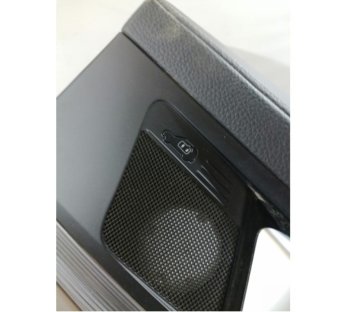 Обшивка двери задняя правая