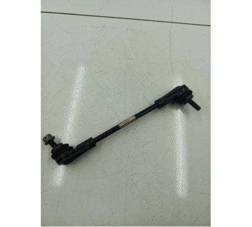 Стойка стабилизатора передняя