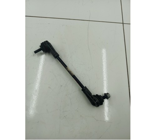 Стойка стабилизатора передняя