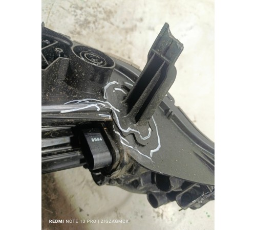 Фара правая