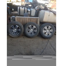 Комплект зимних колес 265/65/R17