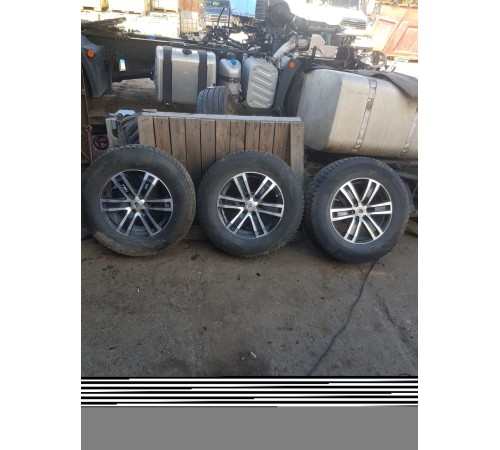 Комплект зимних колес 265/65/R17