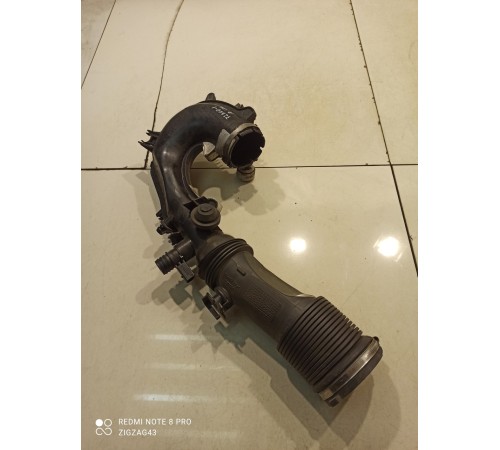 Патрубок воздушного фильтра