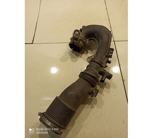 Патрубок воздушного фильтра