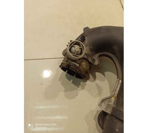 Патрубок воздушного фильтра