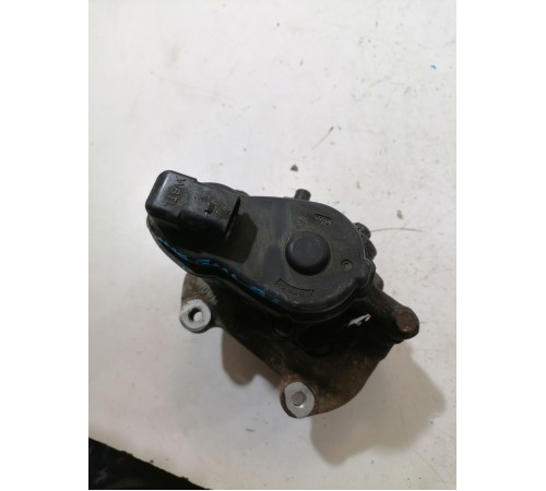 Суппорт задний левый