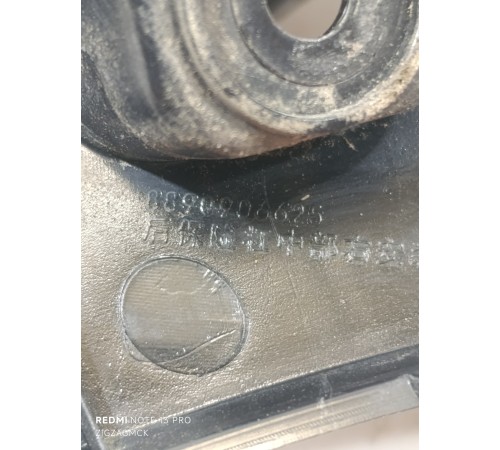 Кронштейн бампера задний правый