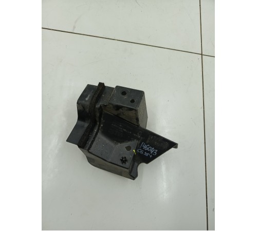 Воздуховод передний левый