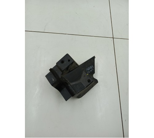 Воздуховод передний левый