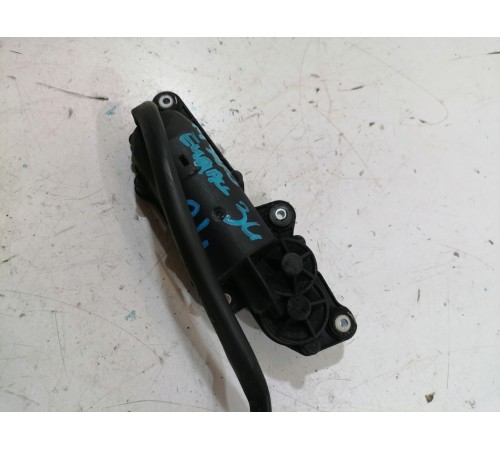 Моторчик шторки багажника левый