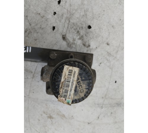 Клапан воздушный ускорительный тормозной