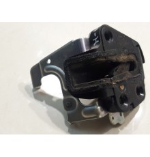 Замок двери(средний правый)