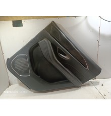 Обшивка двери задней правой