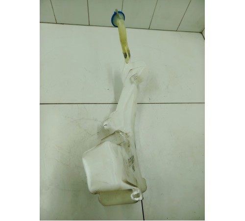 Бачок омывателя лобового стекла