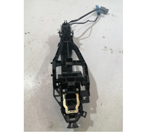 Ручка двери передняя правая наружная