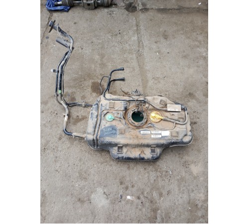 Бак топливный