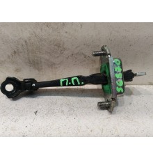 Ограничитель двери передней правой