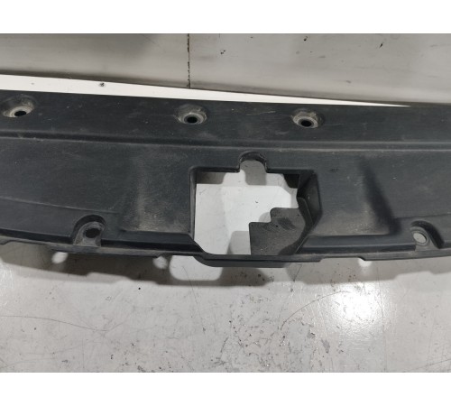 Накладка замка капота