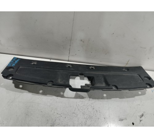 Накладка замка капота