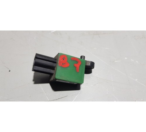 Датчик ускорения