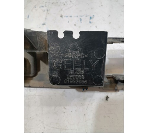 Накладка крышки багажника