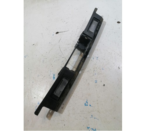 Накладка крышки багажника