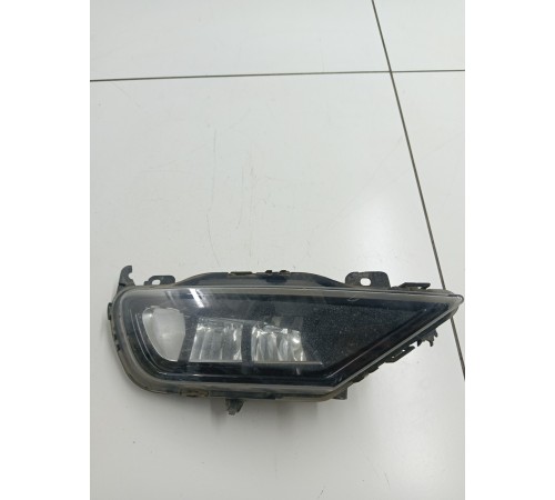 Фара ПТФ правая