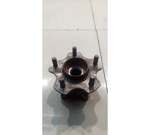 Ступица (задняя, левая)