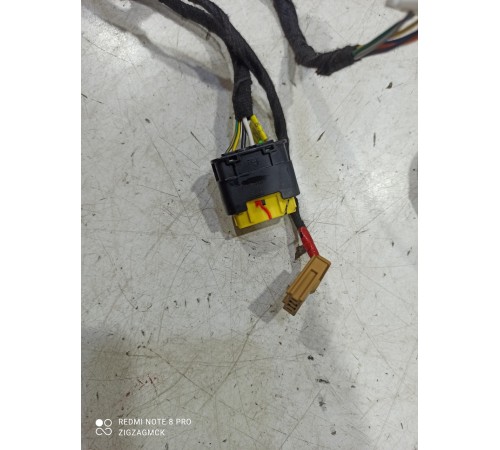 Электропроводка двери (задняя правая)