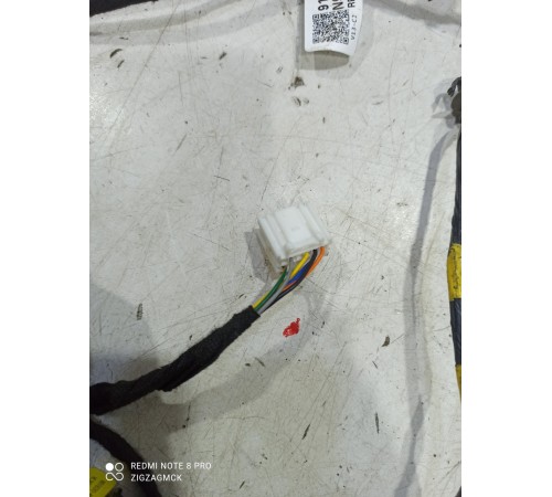 Электропроводка двери (задняя правая)