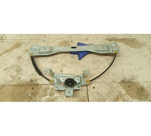 Стеклоподъемник электрический задний правый