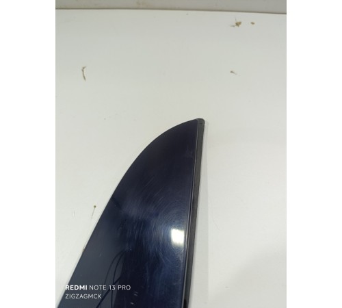 Накладка крышки багажника правая