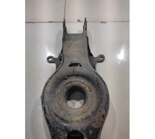 Рычаг подвески (задний, левый)