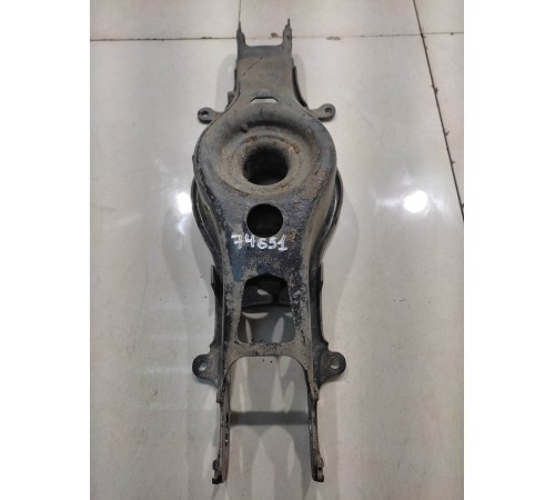 Рычаг подвески (задний, левый)