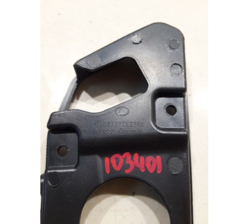 Кронштейн ручки внутренний передний левый