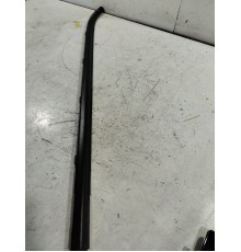 Уплотнитель стекла задний правый наружный 
