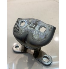 Петля двери (задняя, левая, верхняя)