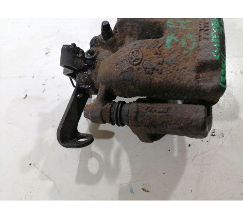 Суппорт задний Правый