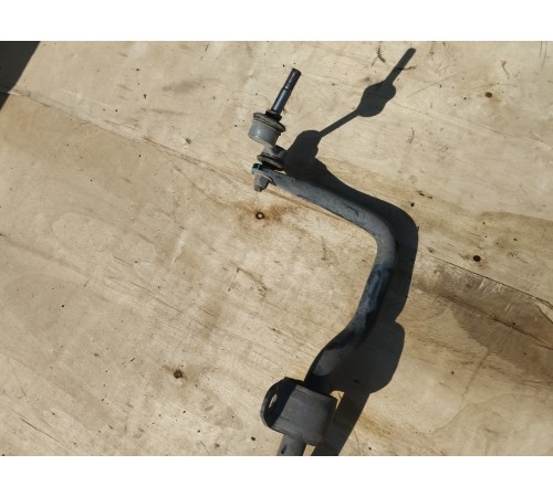 Стабилизатор поперечной устойчивости задний